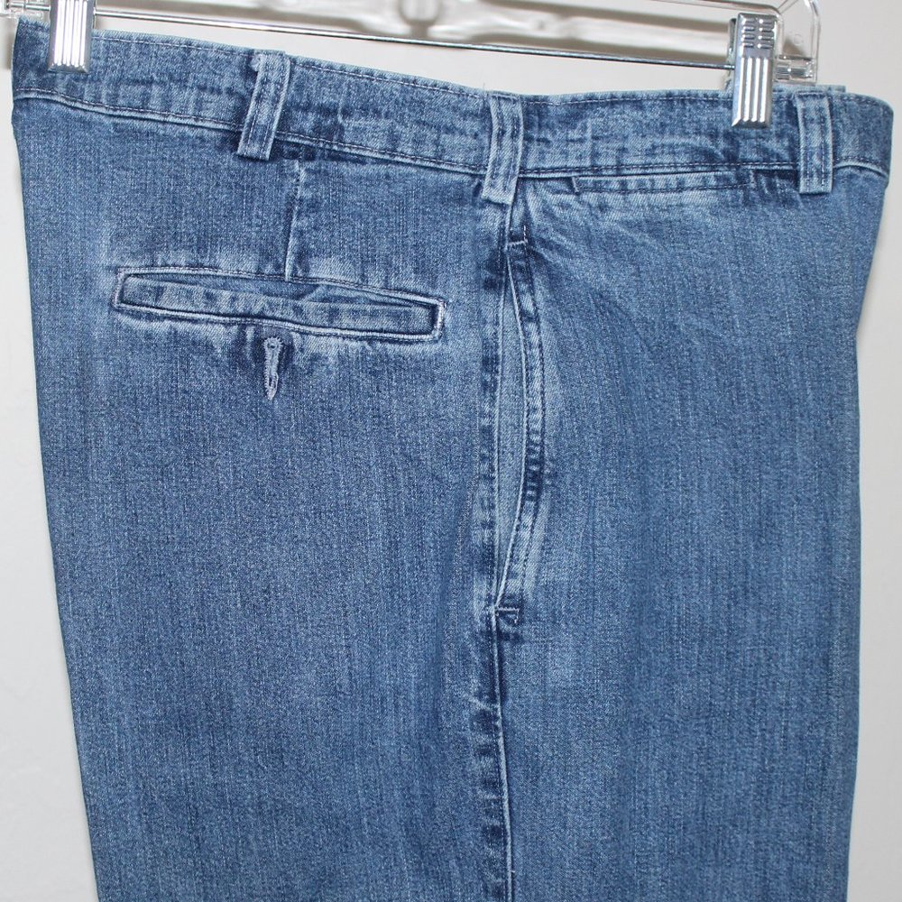 Roundtree & Yorke blue jeans